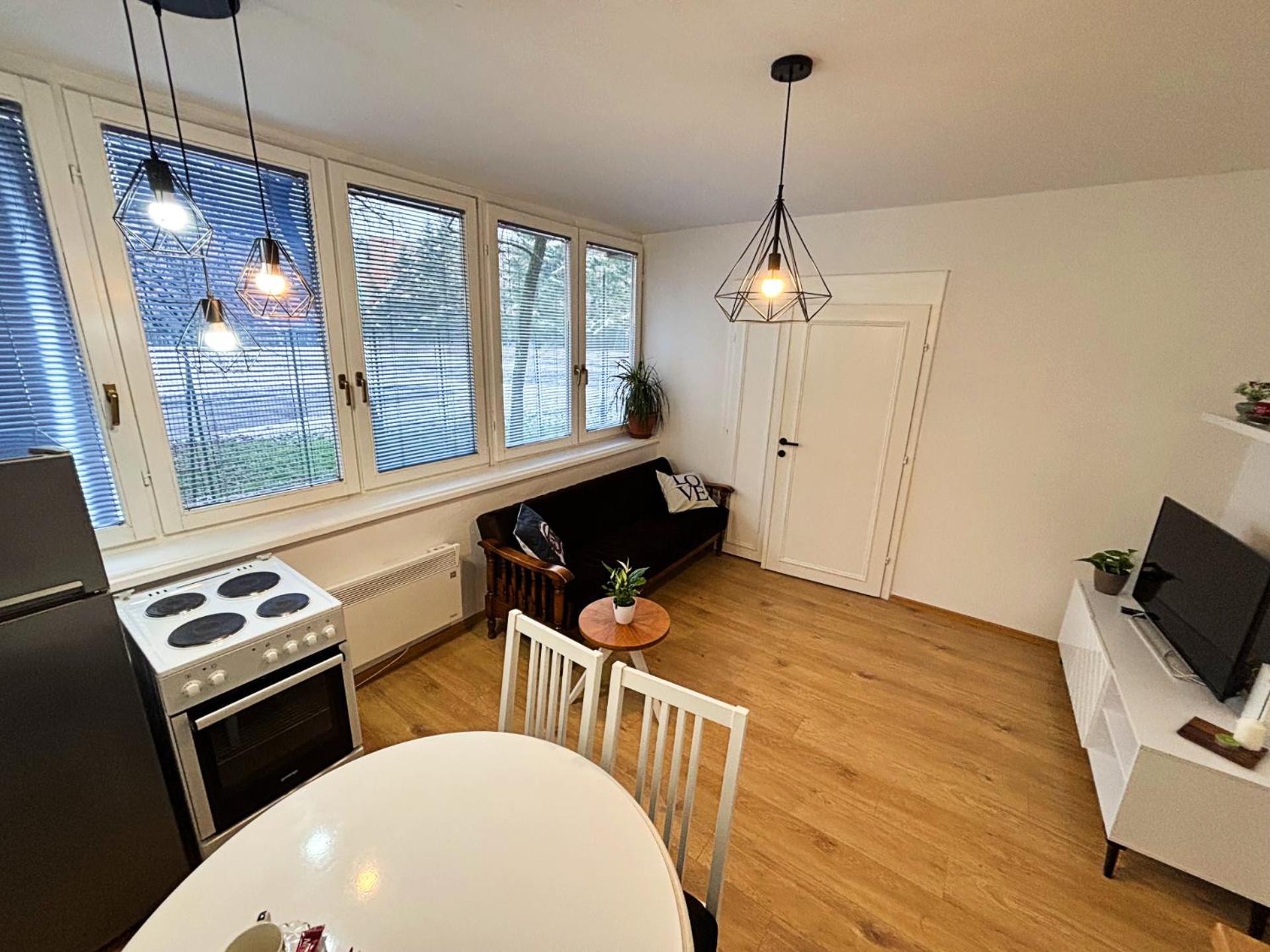 Apartment Ema *