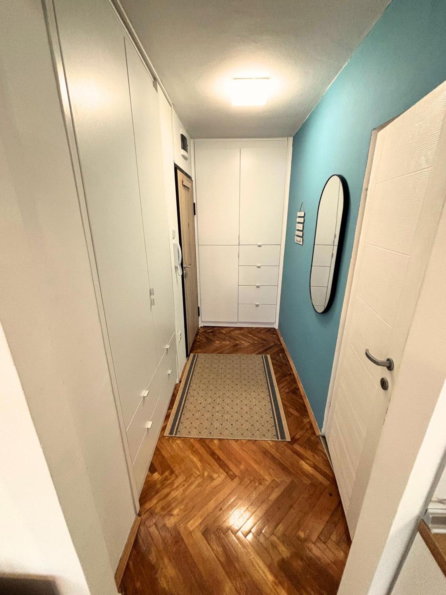 Apartment Ema *